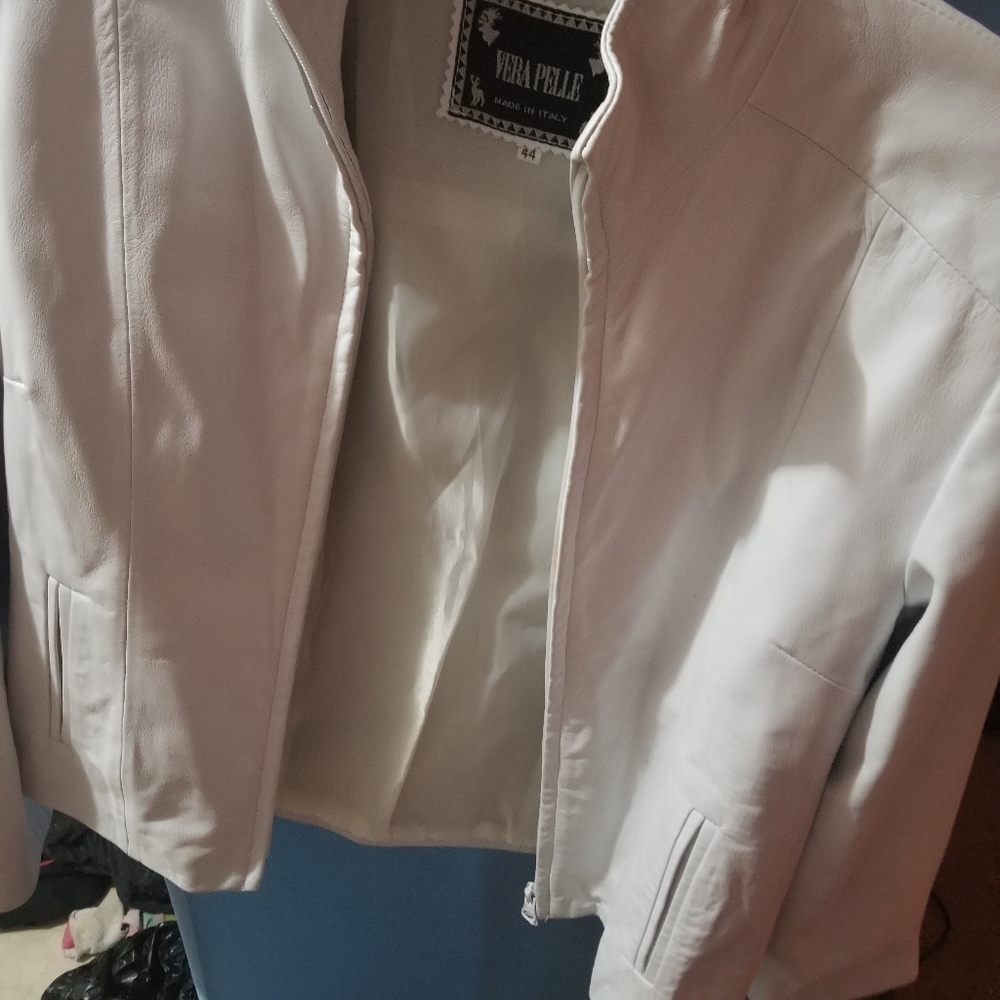 3 jackets - Picture 2 of 3